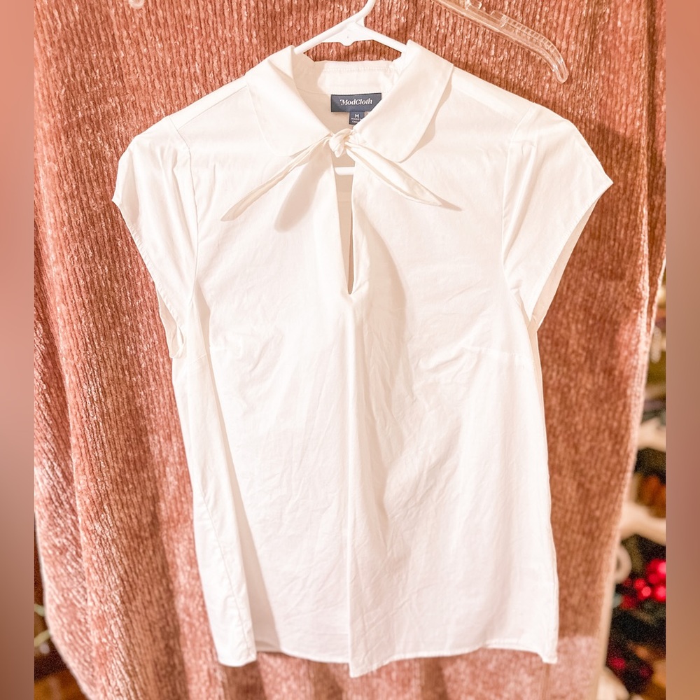 Peter Pan collar Modcloth blouse